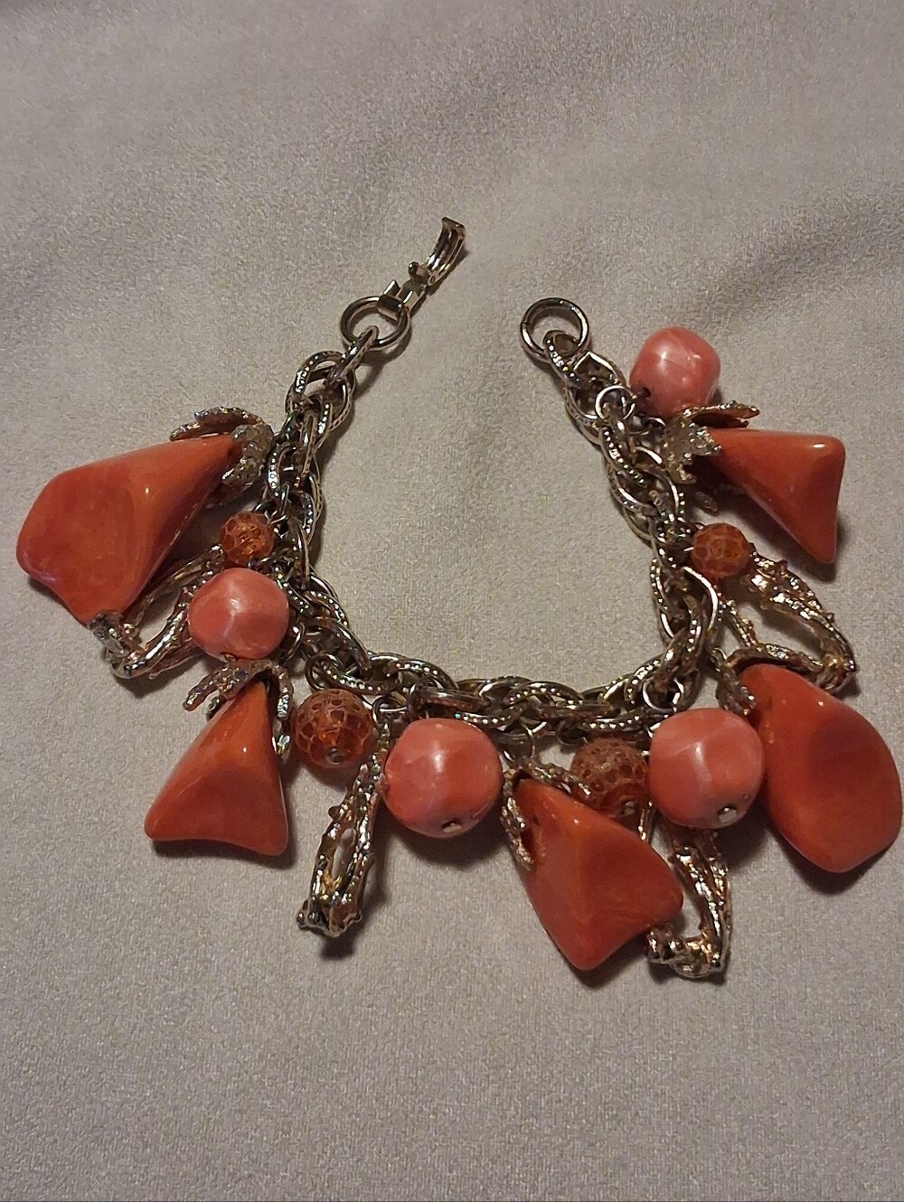 VINTAGE BAKELITE TEQUILA SUNRISE CHARM BRACELET